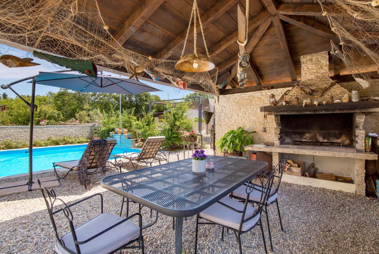 Apartamento Bugenvila Brzac